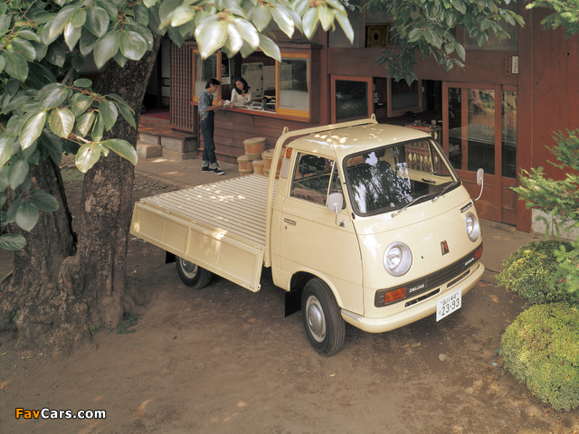 Mitsubishi Delica Truck 1968–74 pictures (640 x 480)