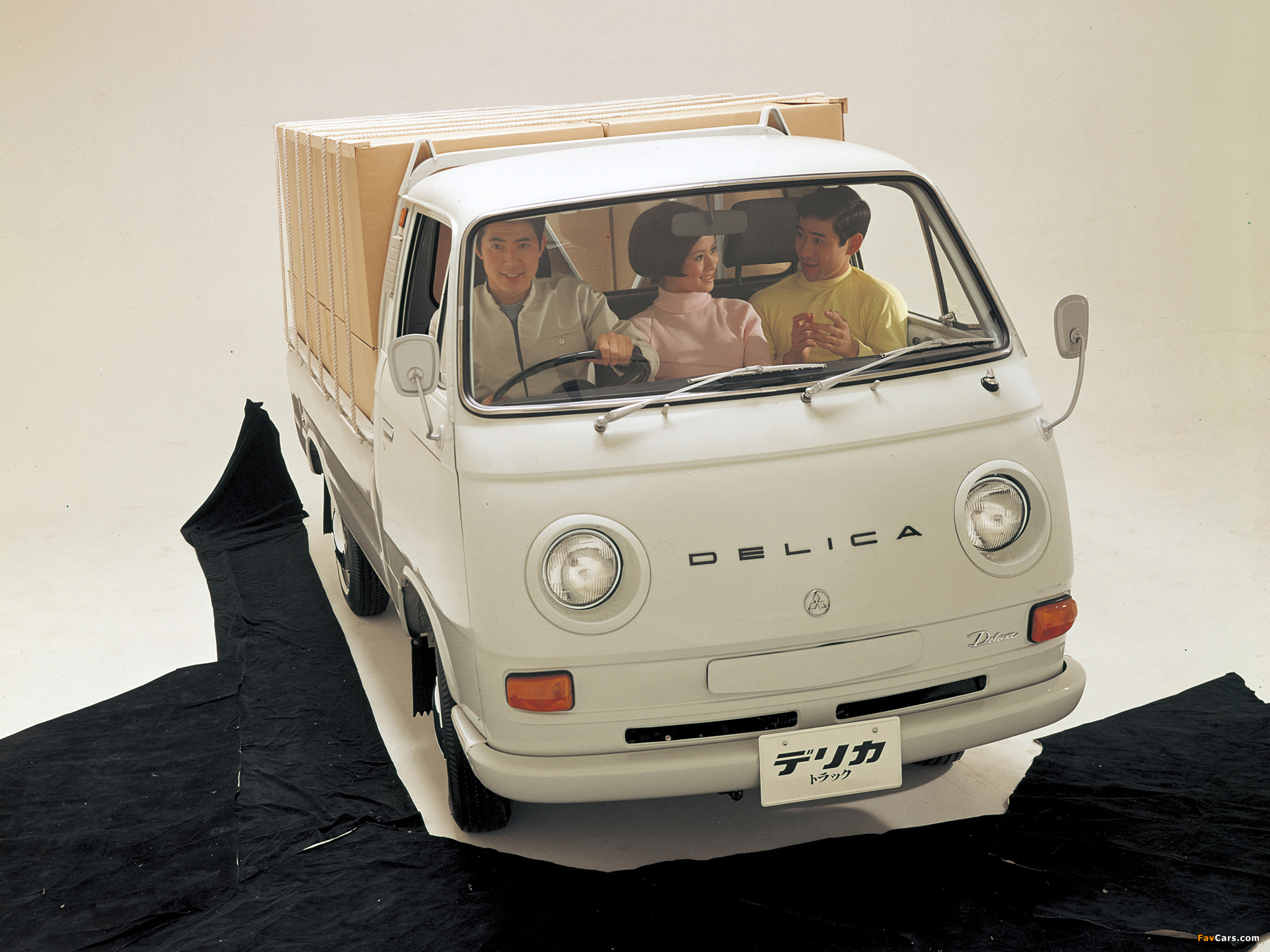 Mitsubishi Delica Pickup 1968–74 pictures (2048 x 1536)