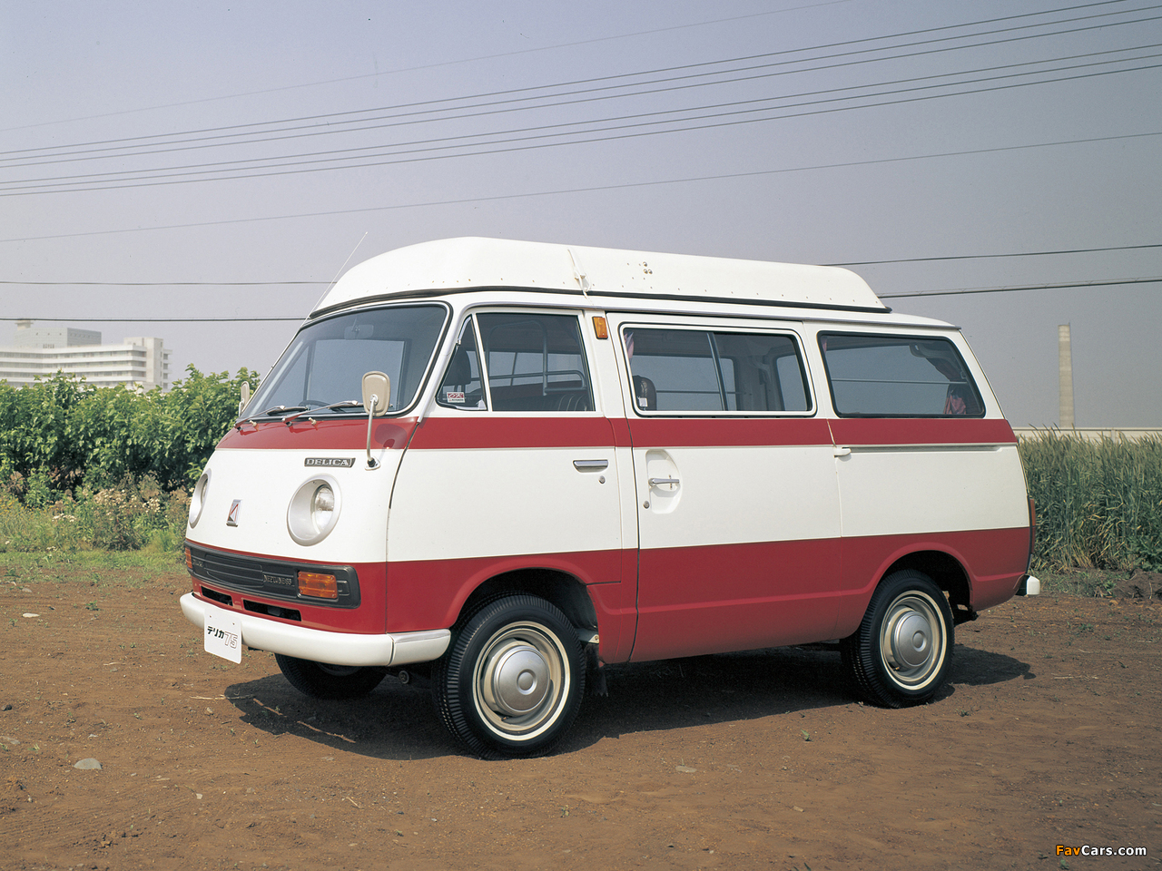 Mitsubishi Delica Coach 1969–74 pictures (1280 x 960)