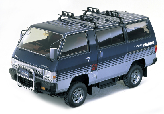 Mitsubishi Delica 4WD 1982–86 photos