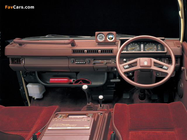 Mitsubishi Delica 4WD 1982–86 pictures (640 x 480)