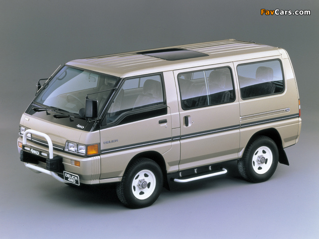 Mitsubishi Delica Star Wagon 4WD 1986–90 photos (640 x 480)