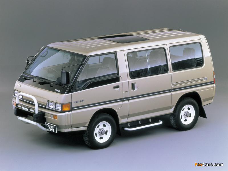 Mitsubishi Delica Star Wagon 4WD 1986–90 photos (800 x 600)