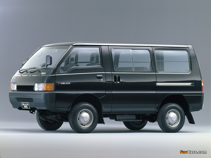 Mitsubishi Delica Star Wagon 4WD 1986–90 wallpapers (800 x 600)