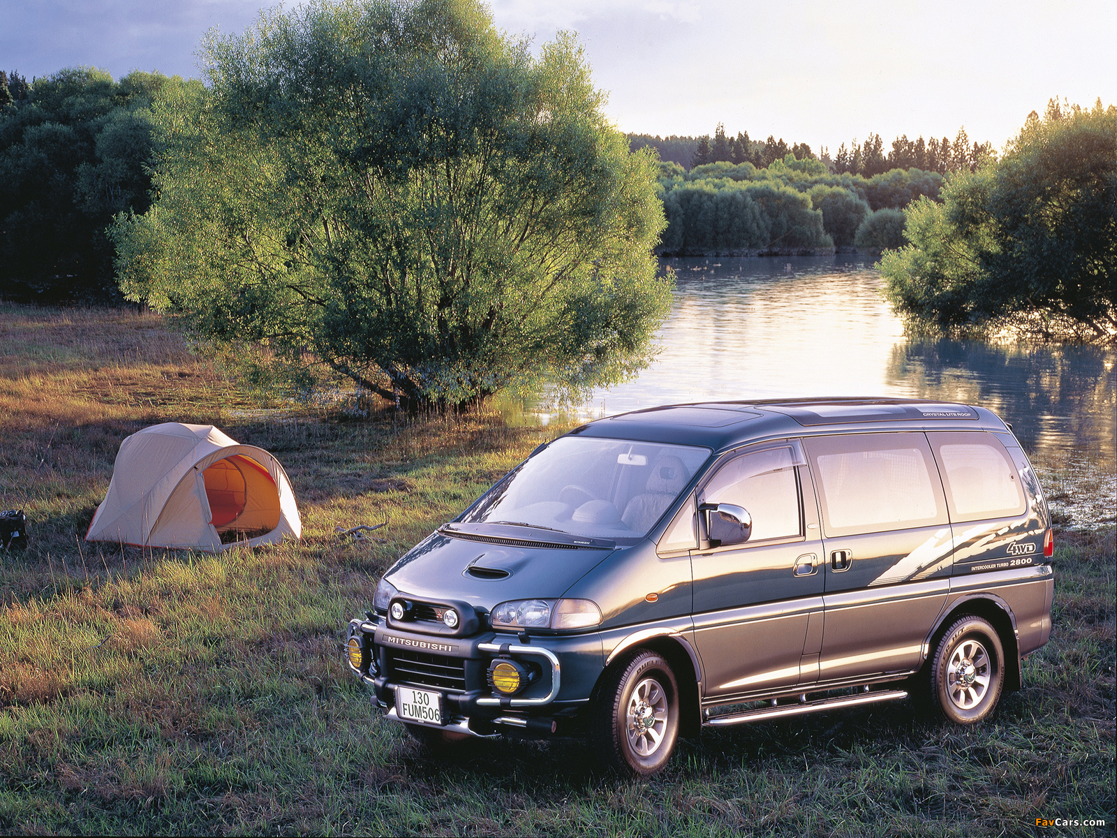 Mitsubishi Delica Space Gear 4WD 1994–97 pictures (1600 x 1200)