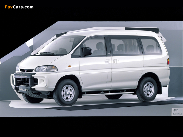 Mitsubishi Delica Space Gear 4WD 1994–97 pictures (640 x 480)