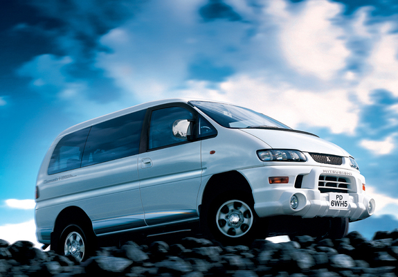 Mitsubishi Delica Space Gear 4WD 1997–2007 photos