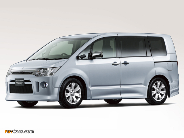 Mitsubishi Delica D:5 Roadest 2007 images (640 x 480)