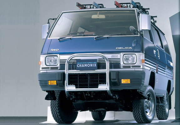 Mitsubishi Delica 4WD 1982–86 wallpapers