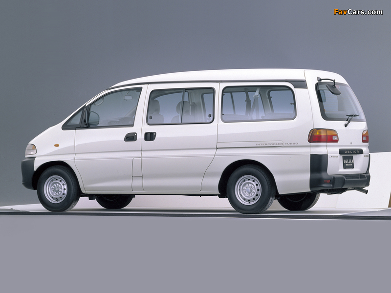 Mitsubishi Delica Space Gear LWB 1994–97 wallpapers (800 x 600)