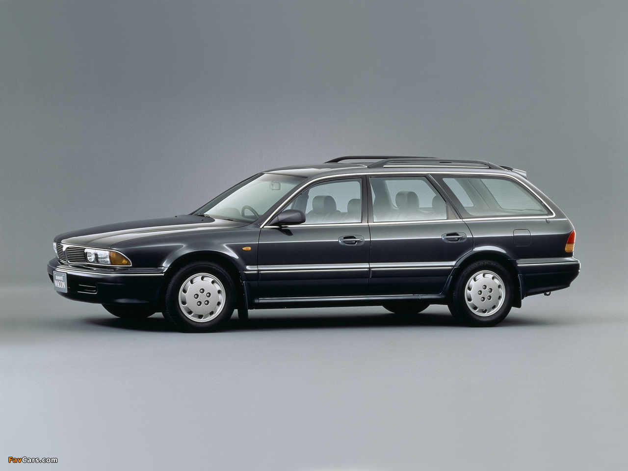 Pictures of Mitsubishi Diamante Wagon 1993–97 (1280 x 960)