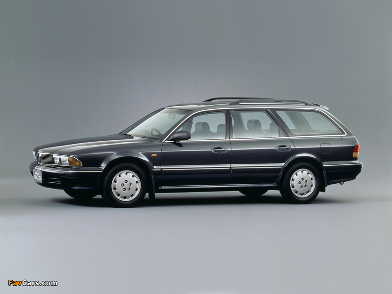 Pictures of Mitsubishi Diamante Wagon 1993–97 (800 x 600)