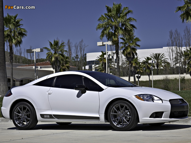 Mitsubishi Eclipse SE 2011 pictures (640 x 480)