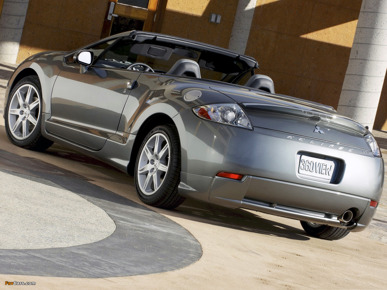 Pictures of Mitsubishi Eclipse GT Spyder Premium Sport Package 2005–08 (1280 x 960)