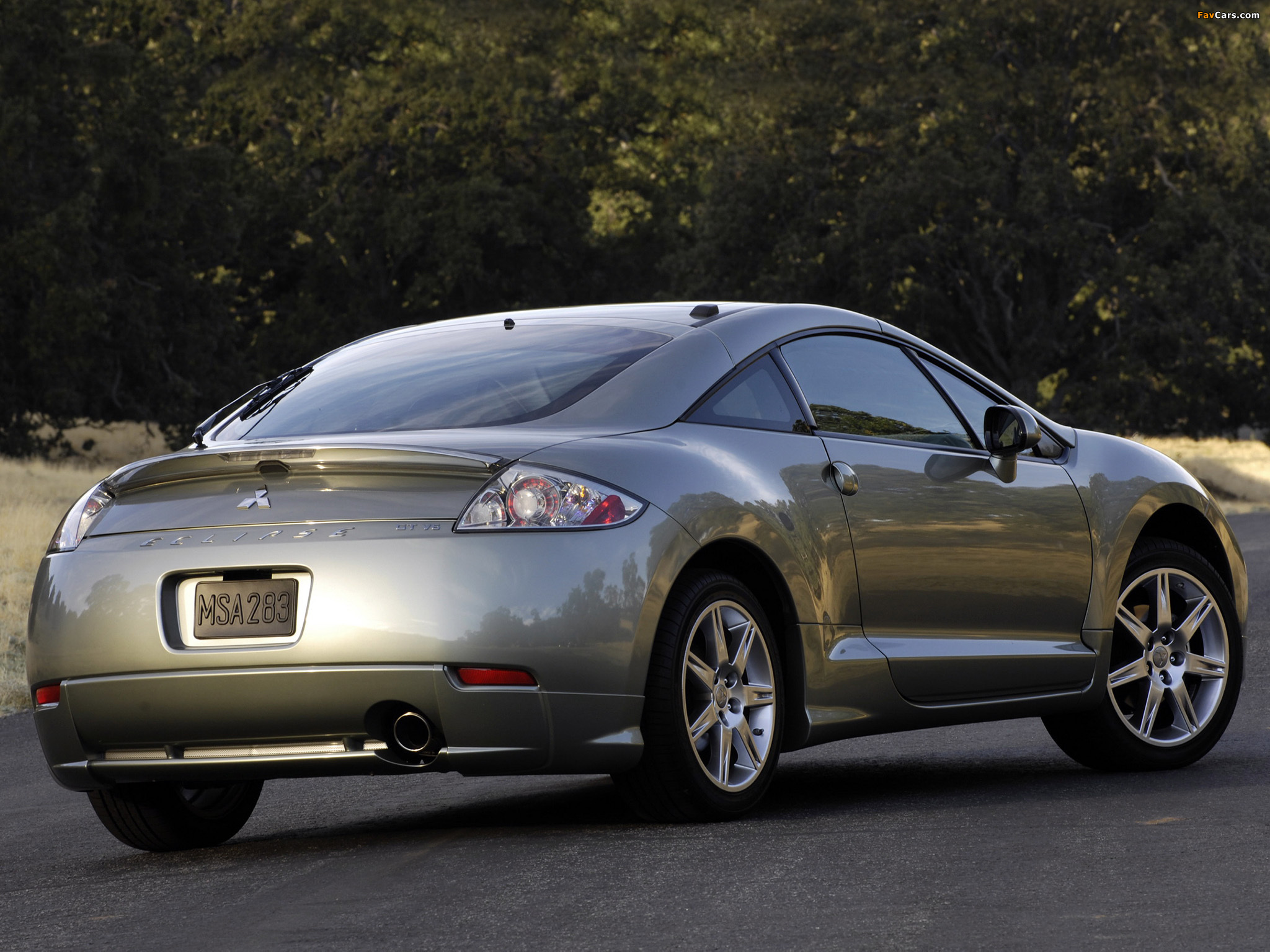 Pictures of Mitsubishi Eclipse GT Premium Sport Package 2005–08 (2048 x 1536)