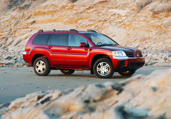 Mitsubishi Endeavor 2003–06 photos