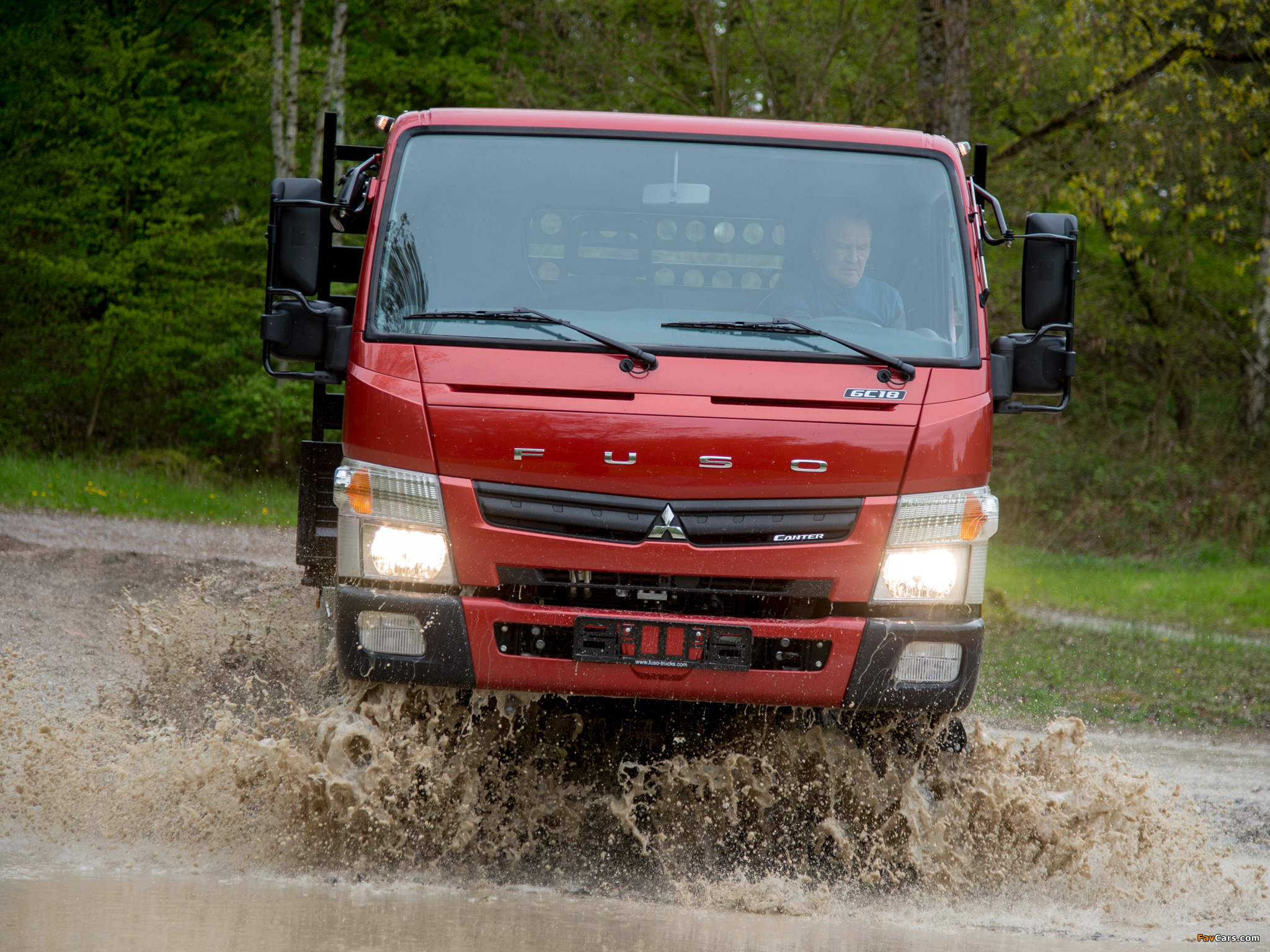 Photos of Mitsubishi Fuso Canter 6C18 (FG7) 2011 (2048 x 1536)