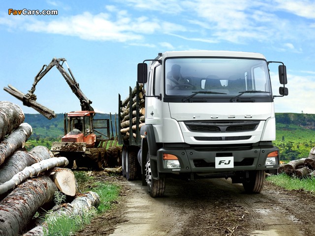 Photos of Mitsubishi Fuso FJ 2013 (640 x 480)