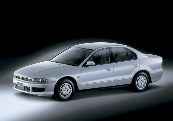 Mitsubishi Galant JP-spec (VIII) 1996–2005 photos
