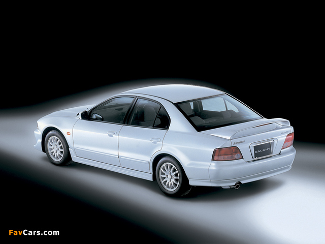 Photos of Mitsubishi Galant JP-spec (VIII) 1996–2005 (640 x 480)