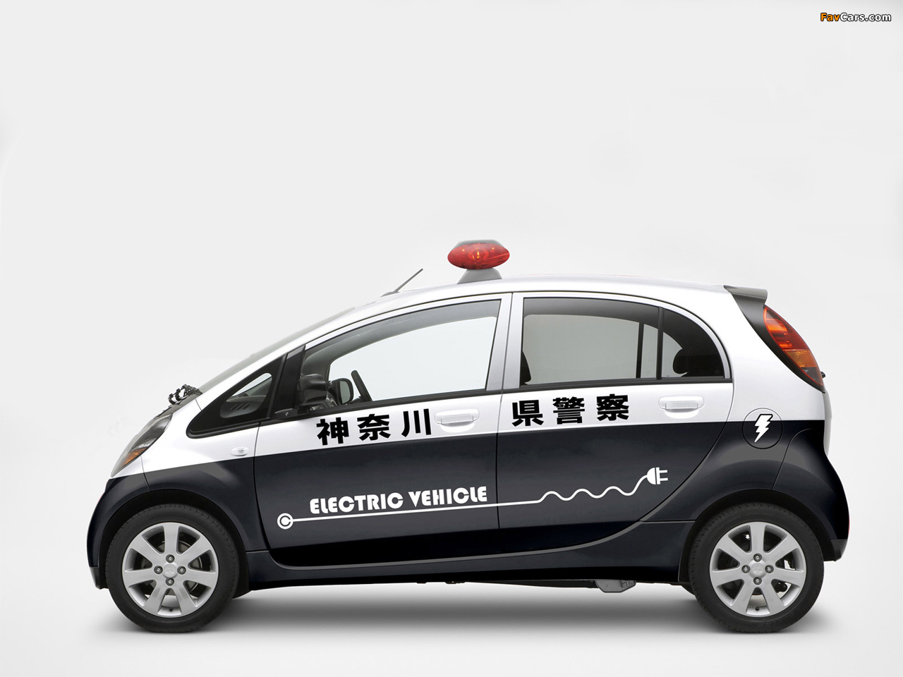 Images of Mitsubishi i MiEV Police 2009 (1280 x 960)