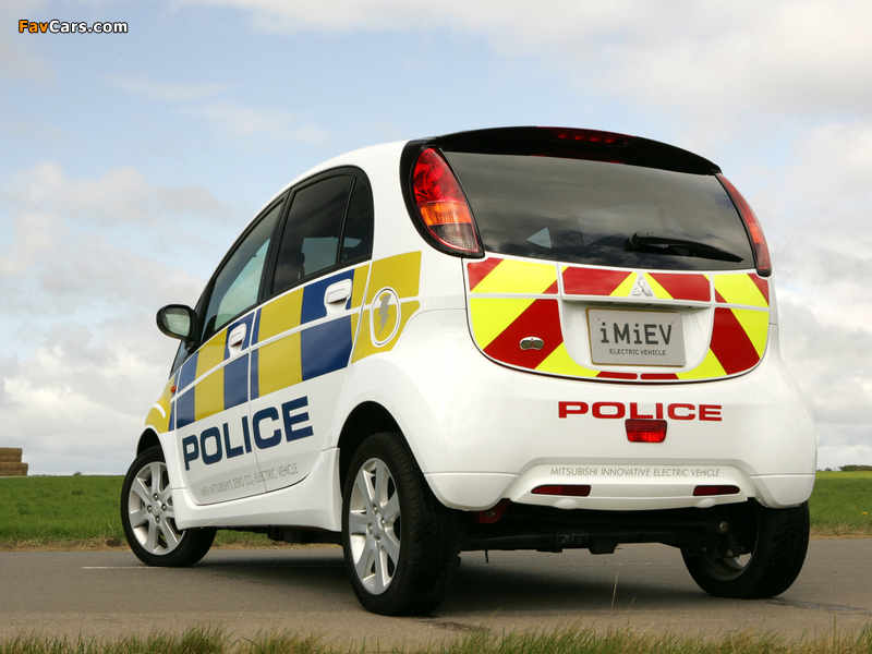 Mitsubishi i MiEV Police 2009 photos (800 x 600)