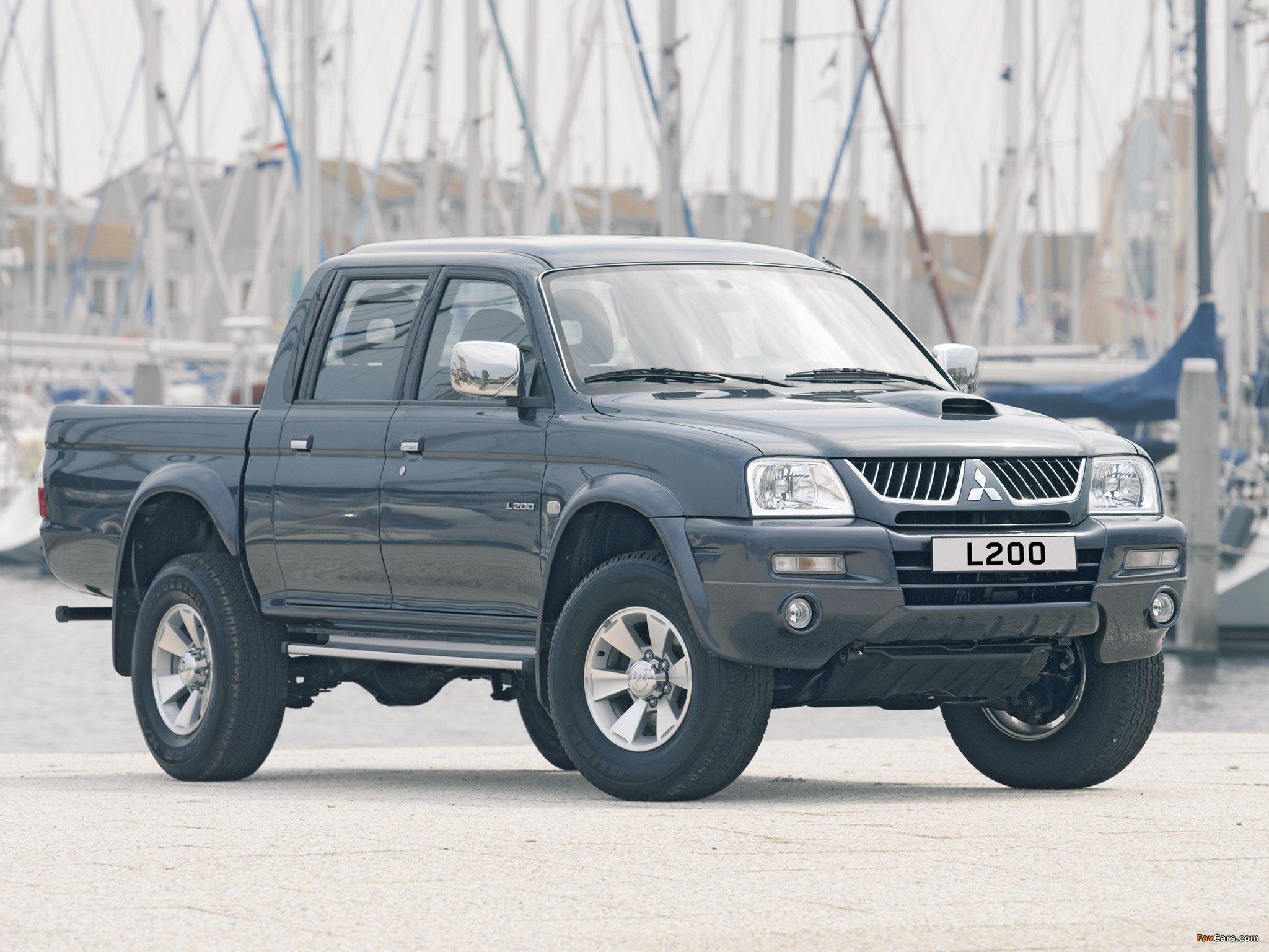 Images of Mitsubishi L200 4Life Double Cab 2005–06 (2048 x 1536)