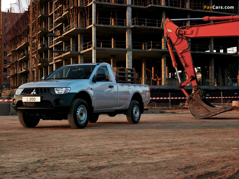 Images of Mitsubishi L200 4Work Single Cab 2006–10 (800 x 600)