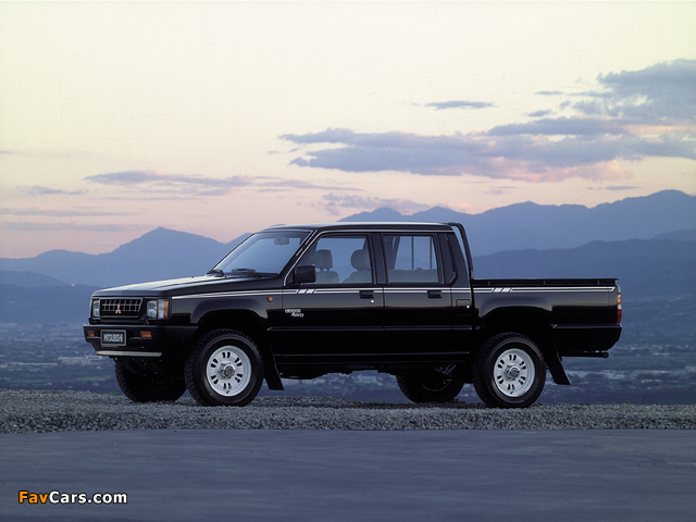 Mitsubishi L200 Double Cab 4WD 1986–96 images (640 x 480)