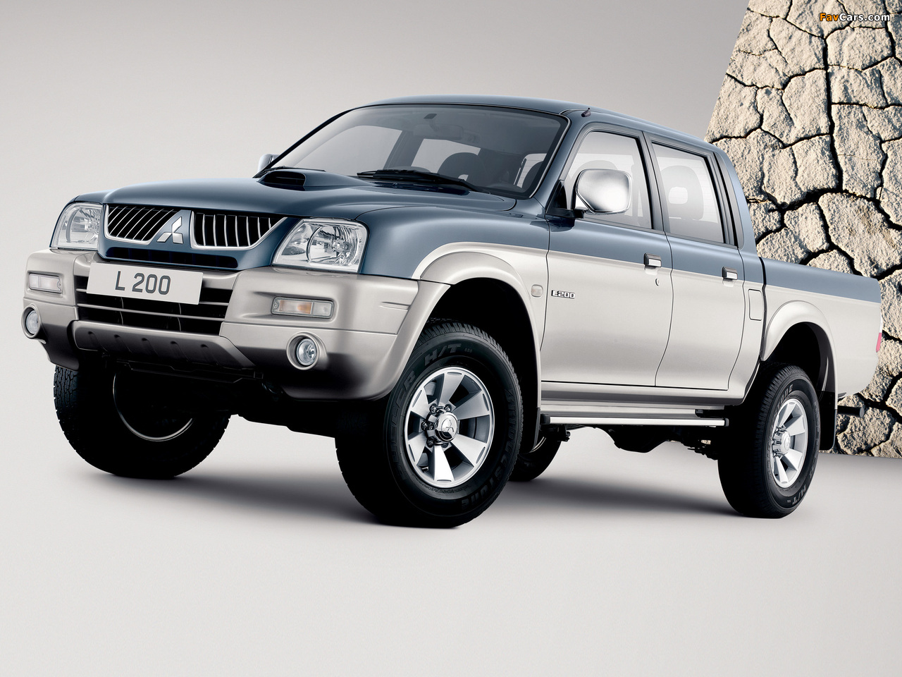 Mitsubishi L200 4Life Double Cab 2005–06 wallpapers (1280 x 960)