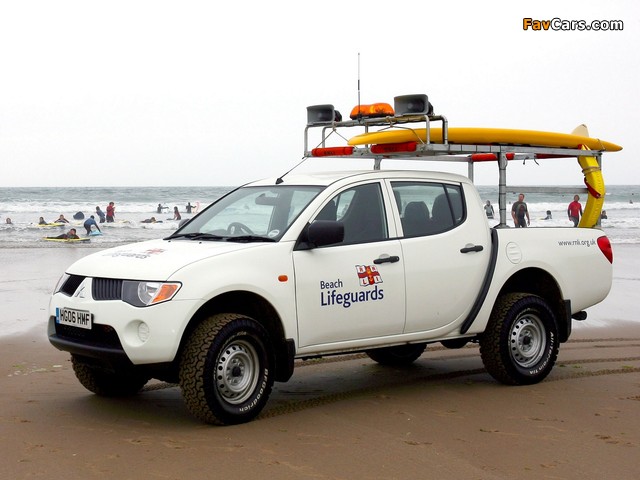 Mitsubishi L200 Beach Lifeguards 2006–10 images (640 x 480)