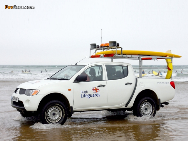 Mitsubishi L200 Beach Lifeguards 2006–10 photos (640 x 480)
