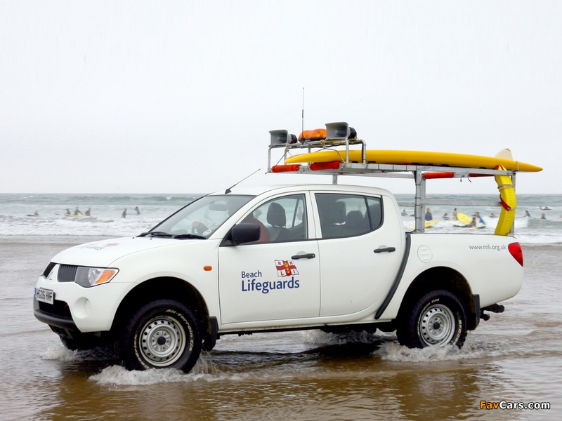 Mitsubishi L200 Beach Lifeguards 2006–10 photos (800 x 600)