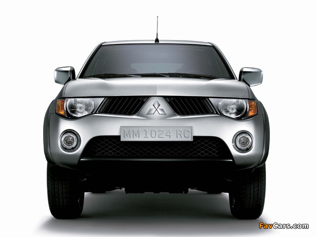 Mitsubishi L200 4Life Double Cab 2006–10 pictures (640 x 480)