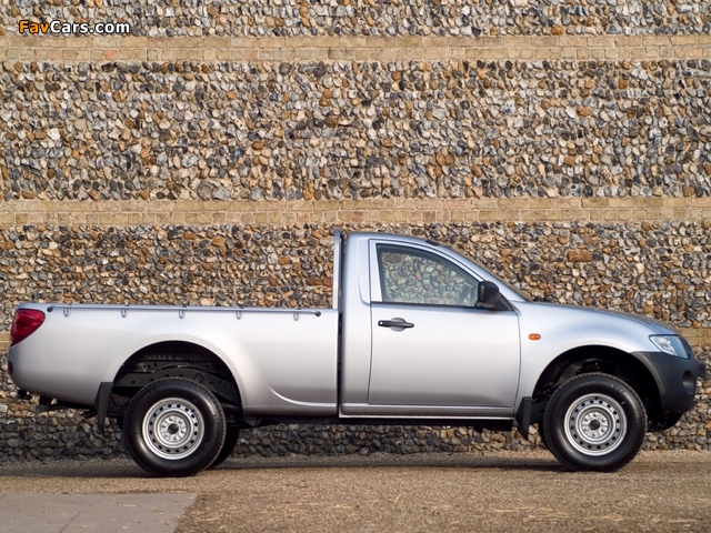 Mitsubishi L200 4Work Single Cab UK-spec 2006–10 wallpapers (640 x 480)