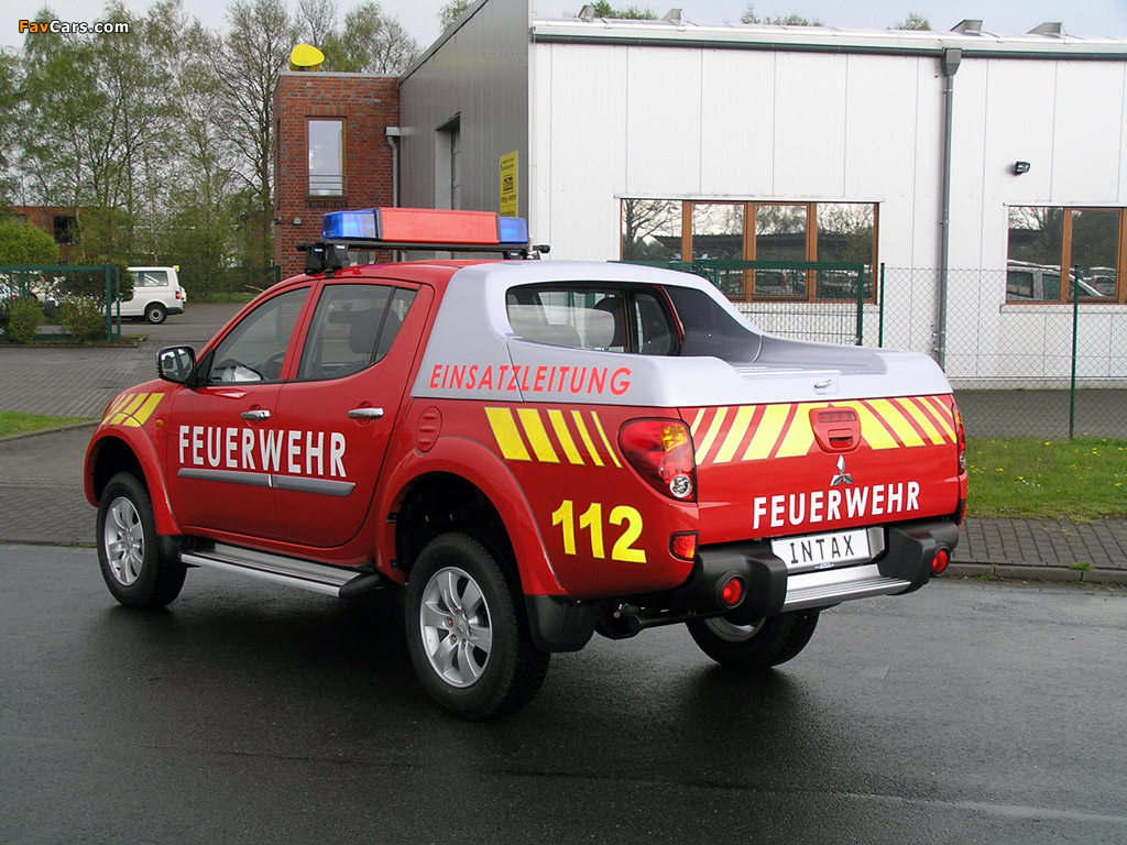 Pictures of Mitsubishi L200 Double Cab Feuerwehr 2006–10 (1024 x 768)