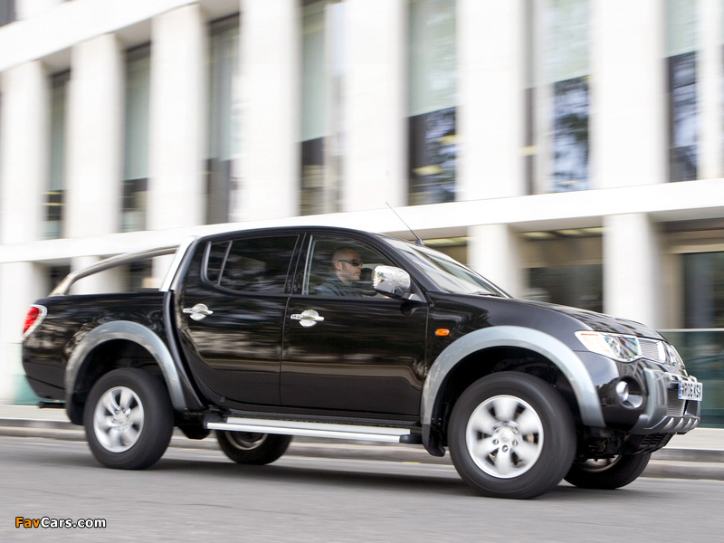 Pictures of Mitsubishi L200 4Life Double Cab UK-spec 2006–10 (800 x 600)