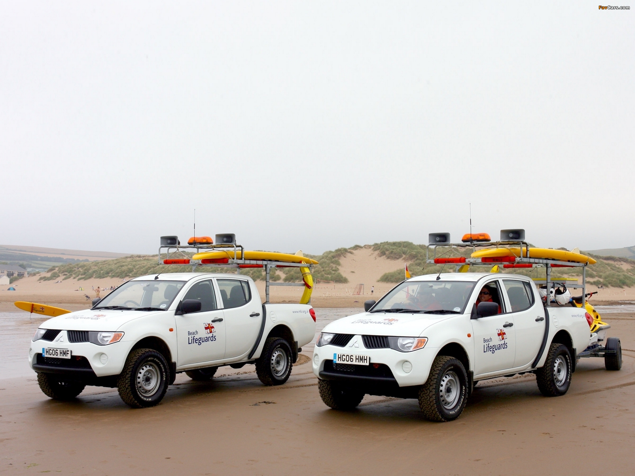 Pictures of Mitsubishi L200 Beach Lifeguards 2006–10 (2048 x 1536)