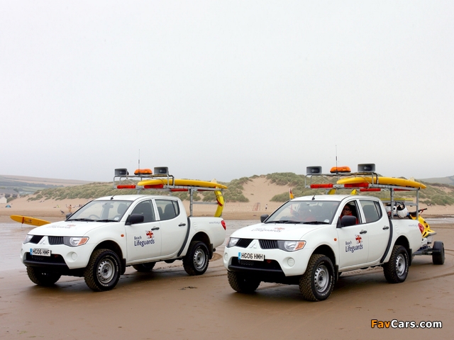 Pictures of Mitsubishi L200 Beach Lifeguards 2006–10 (640 x 480)