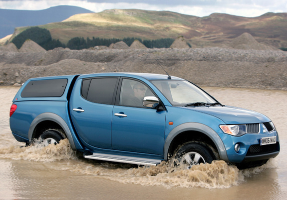 Mitsubishi L200 4Life Double Cab UK-spec 2006–10 wallpapers