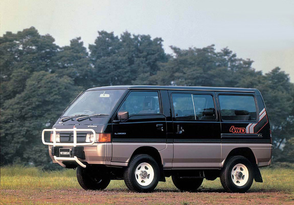 Images of Mitsubishi L300 4WD 1986–90