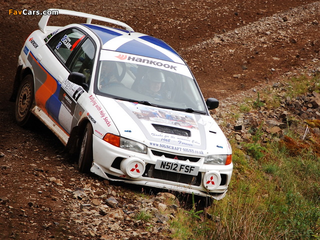 Mitsubishi Lancer Evolution IV Gr.A WRC 1997–98 photos (640 x 480)