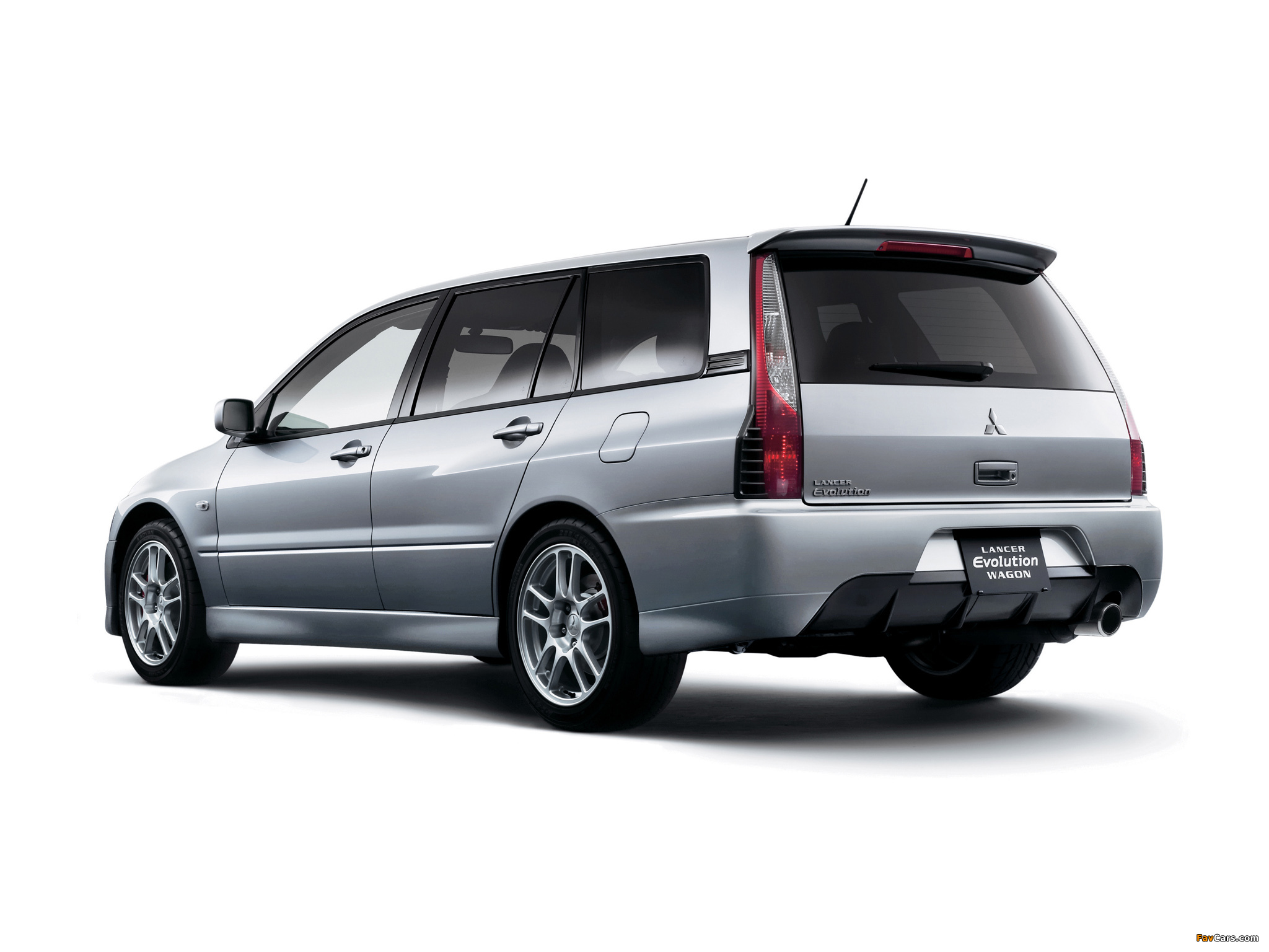 Photos of Mitsubishi Lancer Evolution IX Wagon 2005 (2048 x 1536)