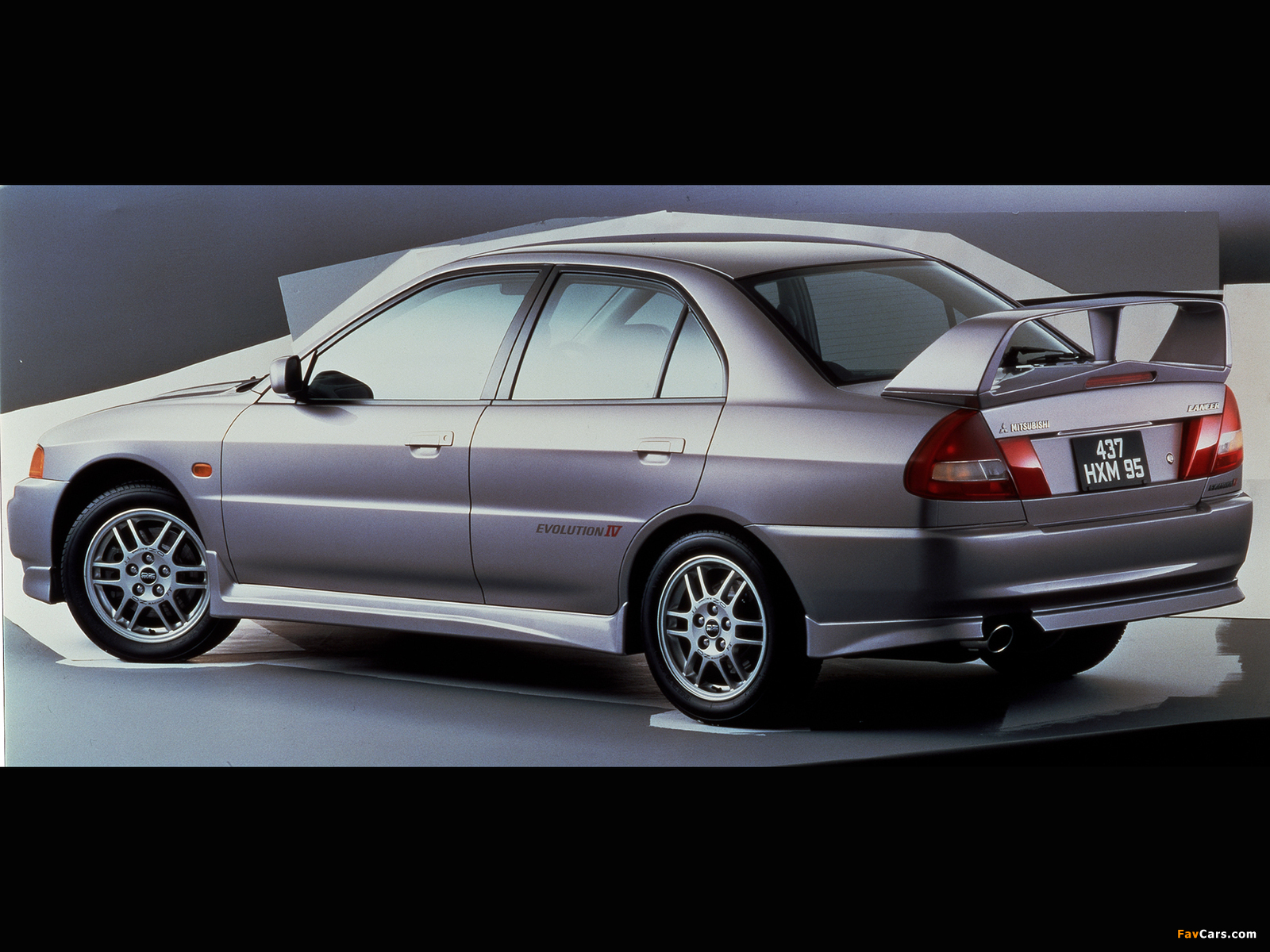 Photos of Mitsubishi Lancer GSR Evolution IV (CN9A) 1996–97 (1600 x 1200)