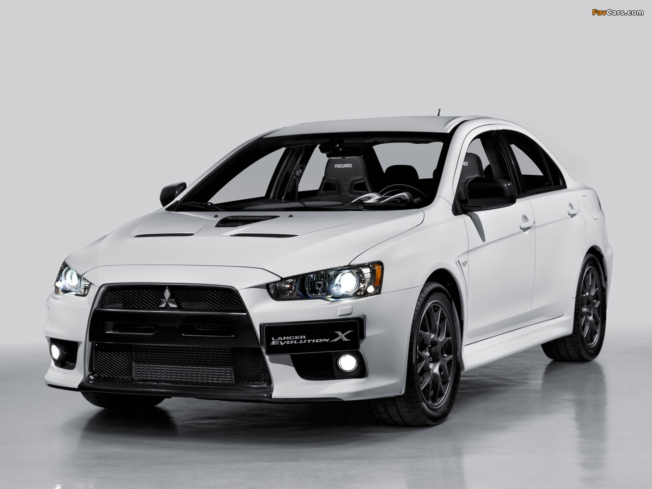 Mitsubishi Lancer Evolution X Carbon Series 2012 wallpapers (1280 x 960)