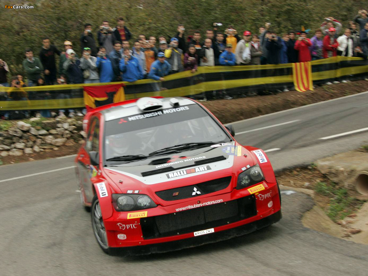 Mitsubishi Lancer WRC05 2005 images (1280 x 960)