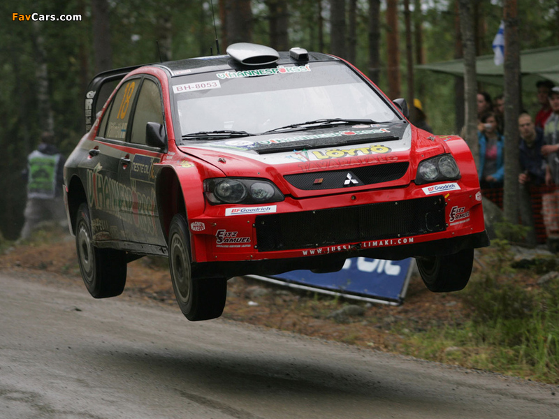 Photos of Mitsubishi Lancer WRC05 2005 (800 x 600)