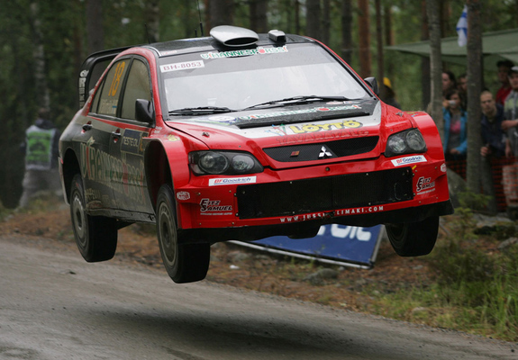 Photos of Mitsubishi Lancer WRC05 2005