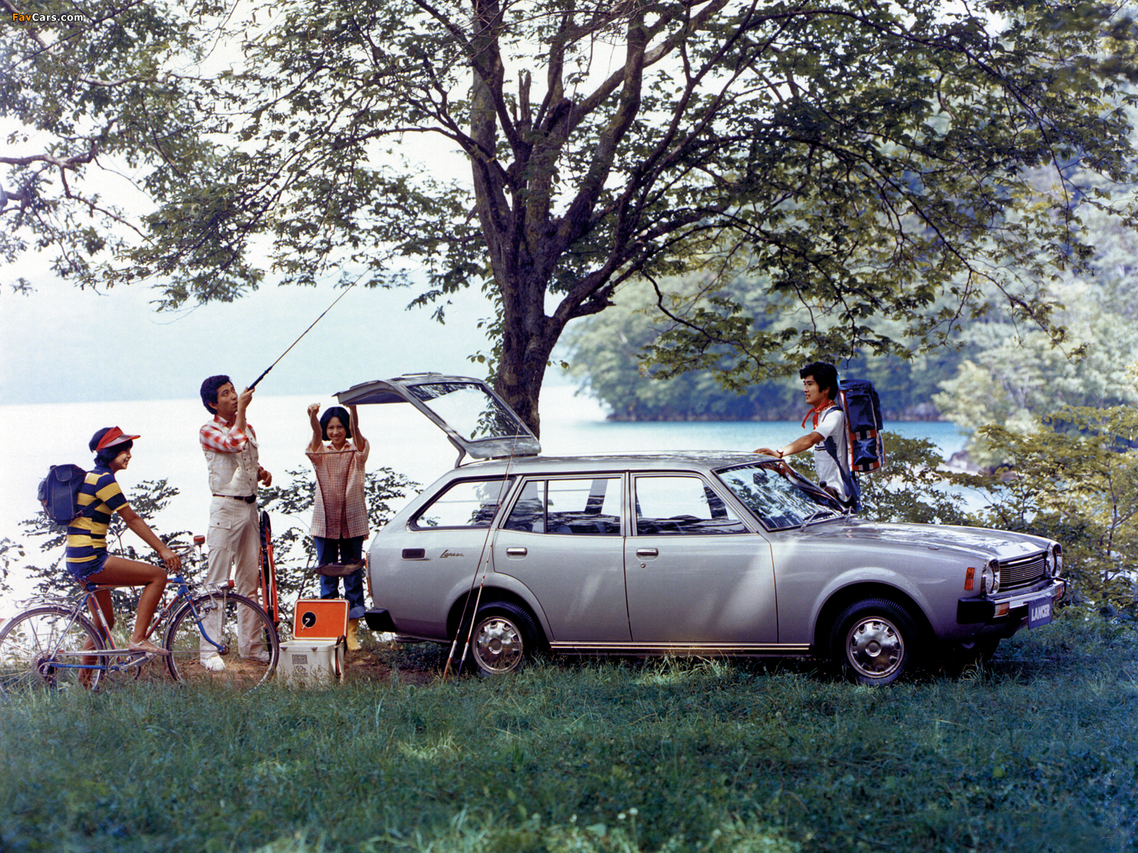 Mitsubishi Lancer Van 1976–85 wallpapers (1600 x 1200)