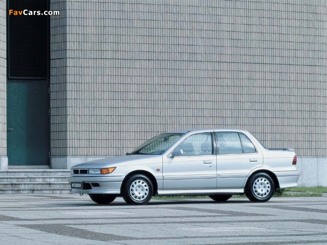 Mitsubishi Lancer Sedan 1988–91 pictures (640 x 480)